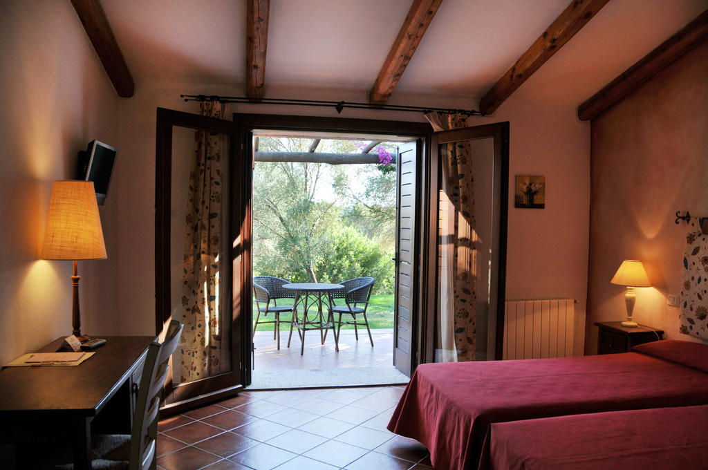 Tenuta Pilastru Country Resort & Spa Arzachena Habitación foto
